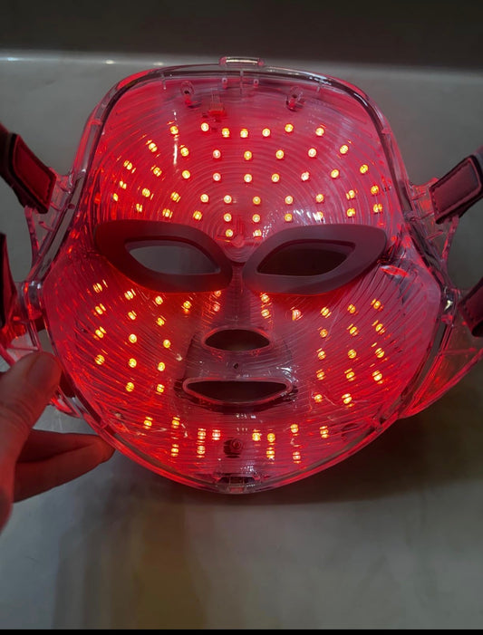 Skinovatio Red Light Therapy Mask with roses